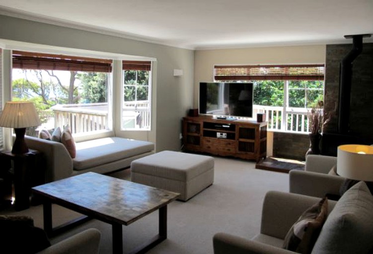 Beach Houses (Auckland, North Island, New Zealand)