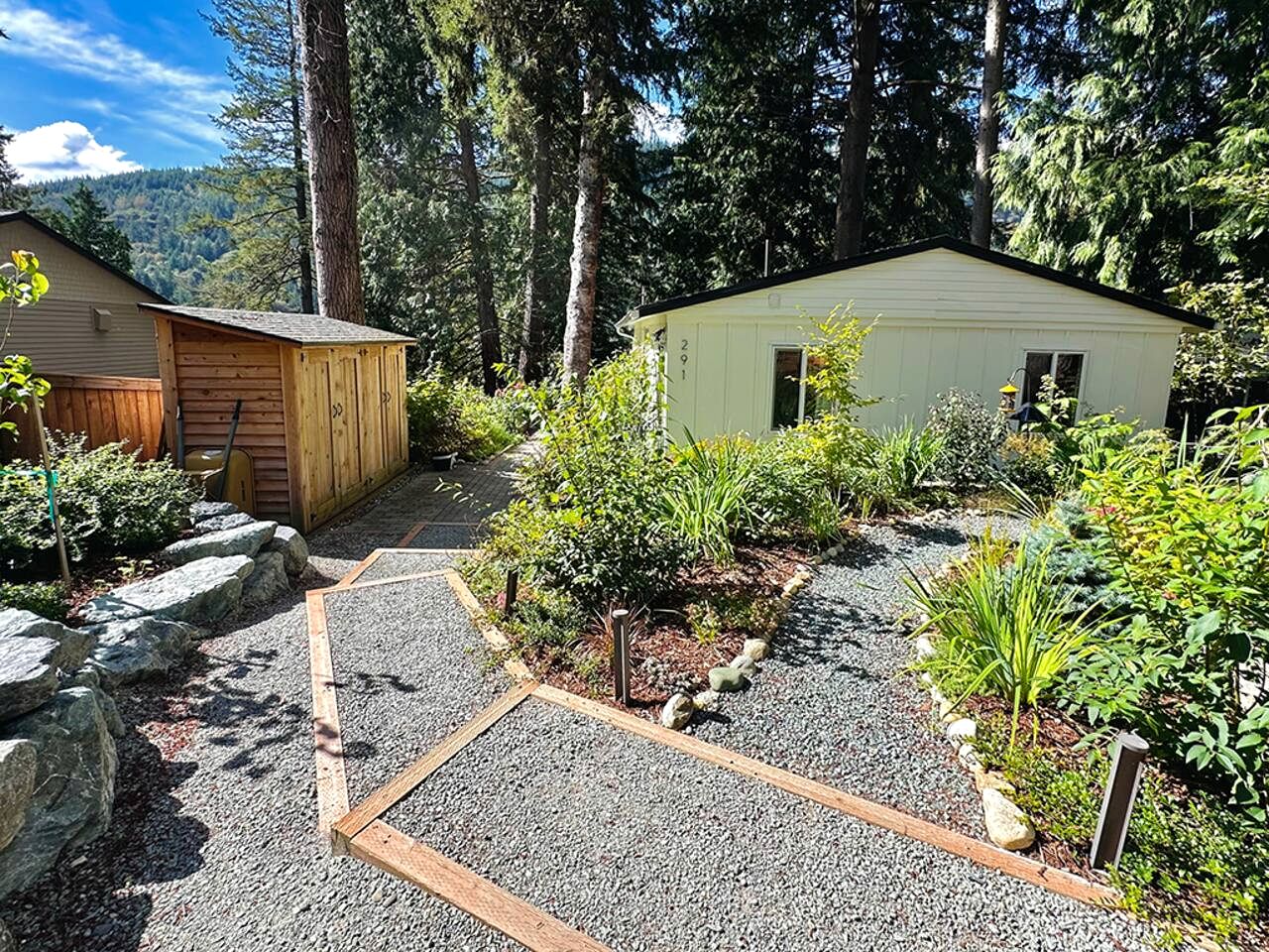 Peaceful Lakefront Retreat with Sauna Near Bellingham & Mount Vernon in Sedro-Woolley, Washington
