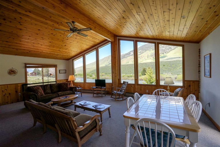 Vacation Rentals (United States of America, Cameron, Montana)