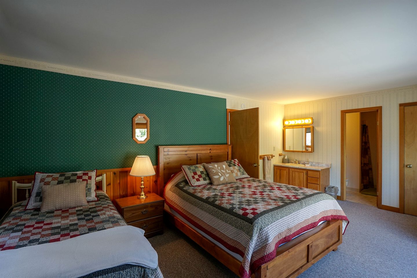 Quaint Vacation Rental with Madison River Views near Yellowstone in Southwest Montana