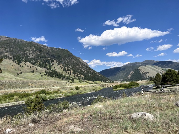 Vacation Rentals (United States of America, Cameron, Montana)