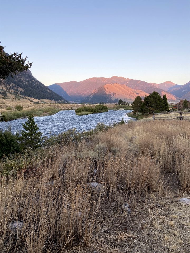 Quaint Vacation Rental with Madison River Views near Yellowstone in Southwest Montana
