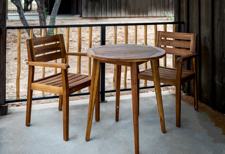 Cabins (United States of America, Elm Mott, Texas)