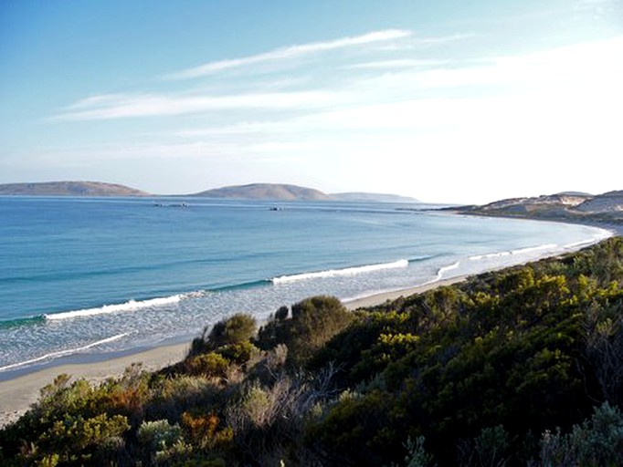 Cottages (Flinders Island, Tasmania, Australia)