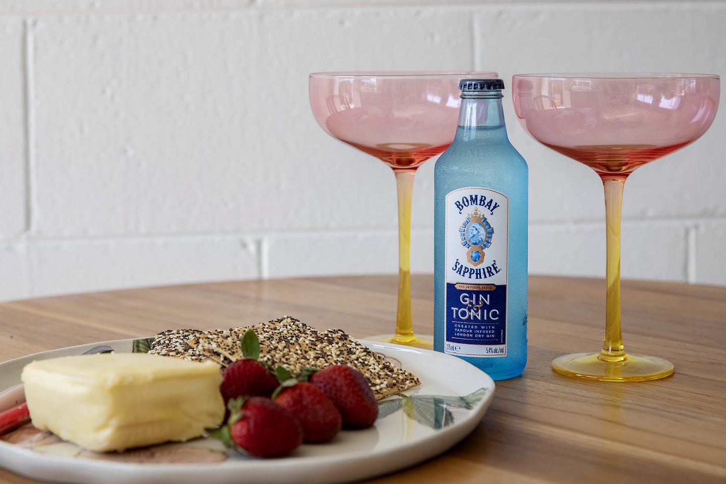 Chic Picturesque Vacation Rental Next to the Coast in Bateau Bay, New South Wales