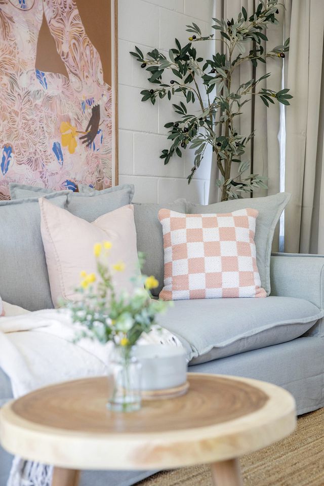 Chic Picturesque Vacation Rental Next to the Coast in Bateau Bay, New South Wales