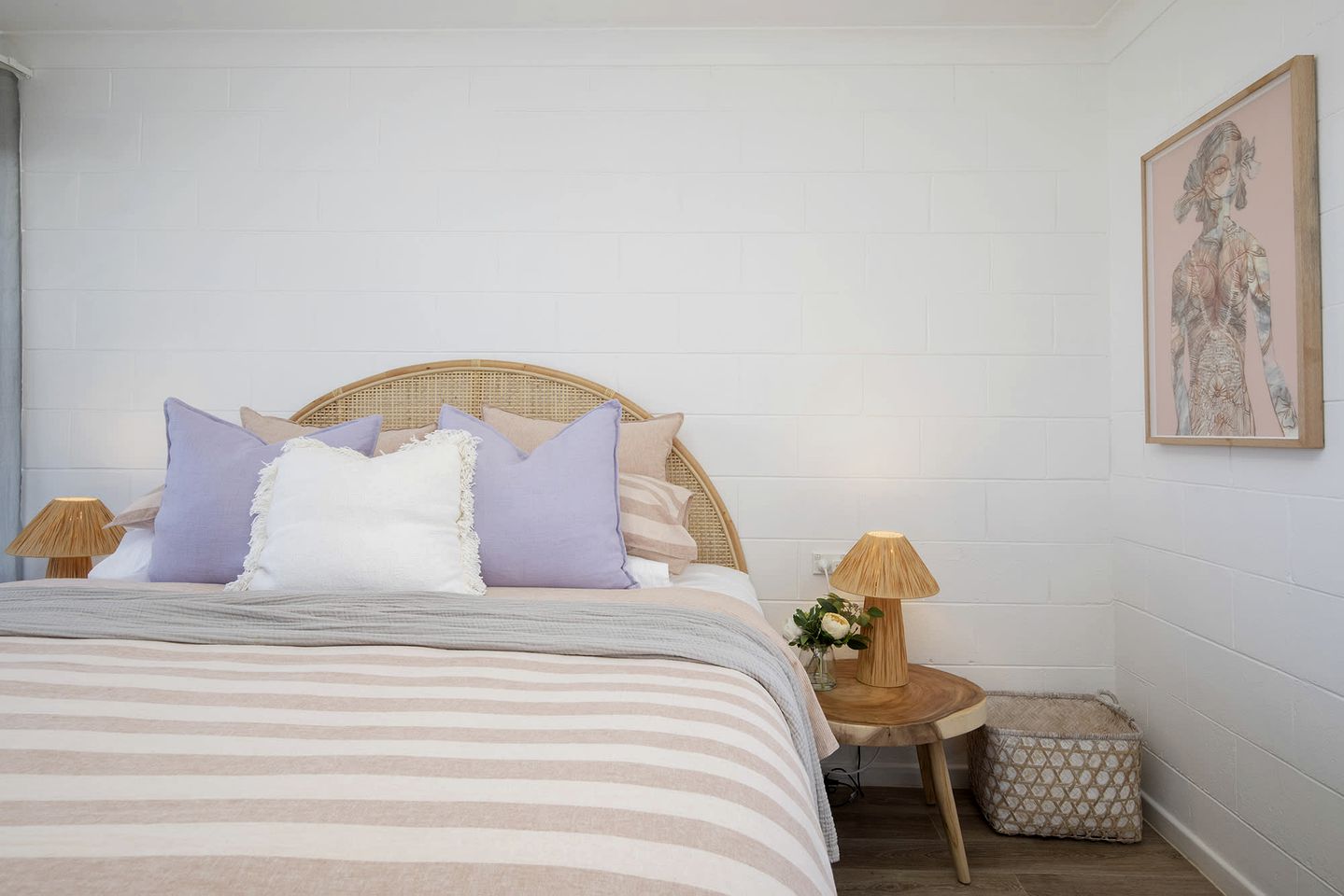 Chic Picturesque Vacation Rental Next to the Coast in Bateau Bay, New South Wales