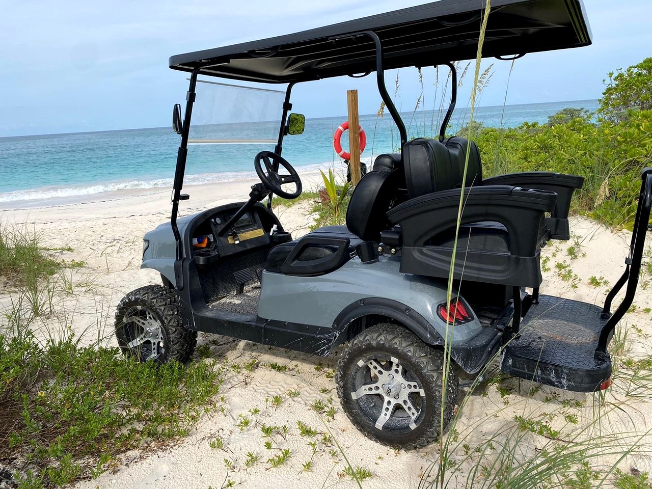 Beautiful Beach House with Golf Cart Near Stunning Beach in North Eleuthera, Bahamas