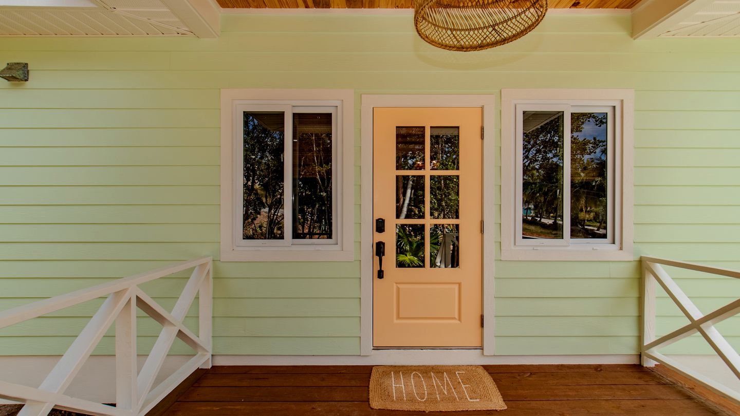 Beautiful Beach House with Golf Cart Near Stunning Beach in North Eleuthera, Bahamas