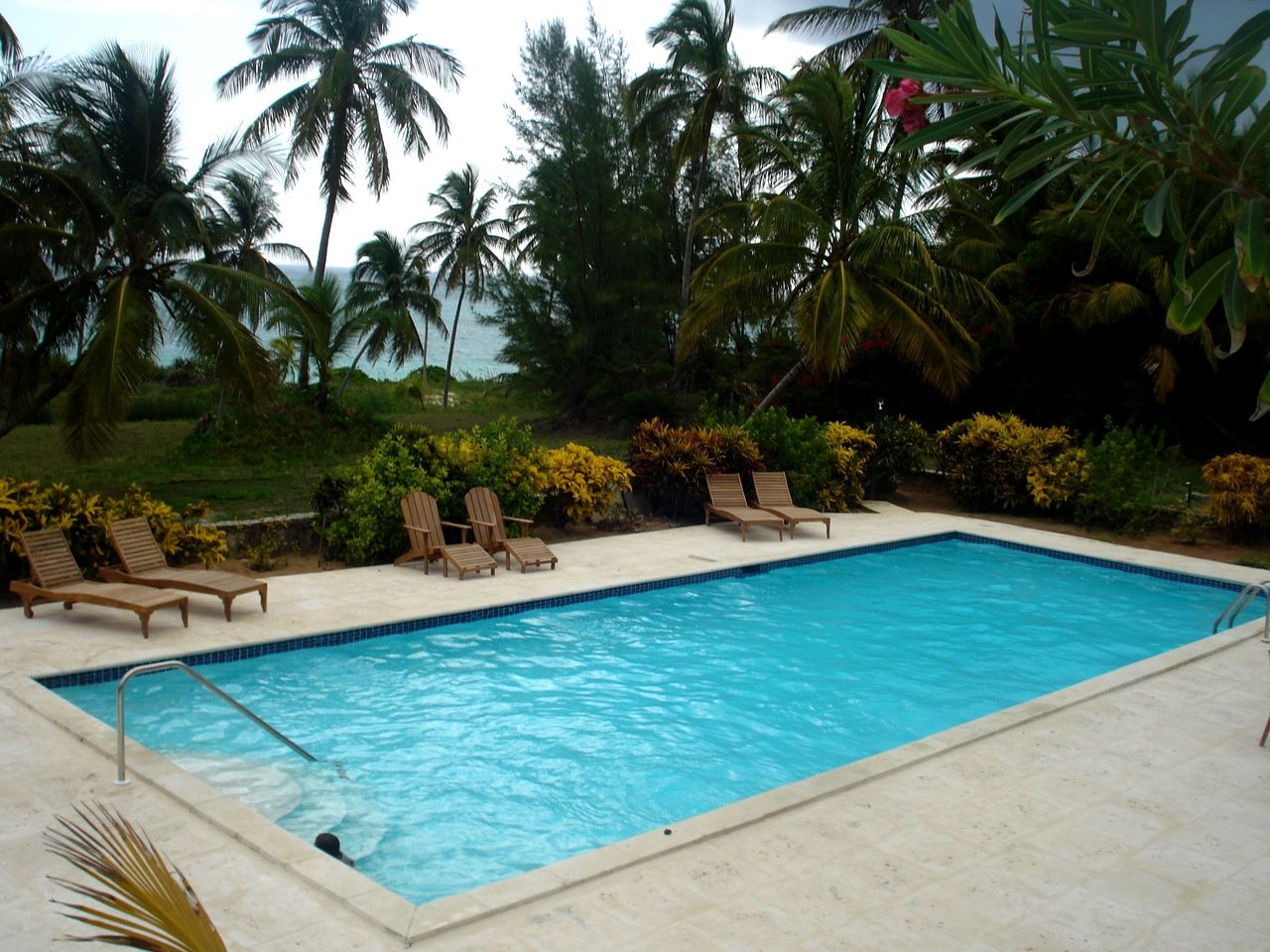Beautiful Beach House with Golf Cart Near Stunning Beach in North Eleuthera, Bahamas