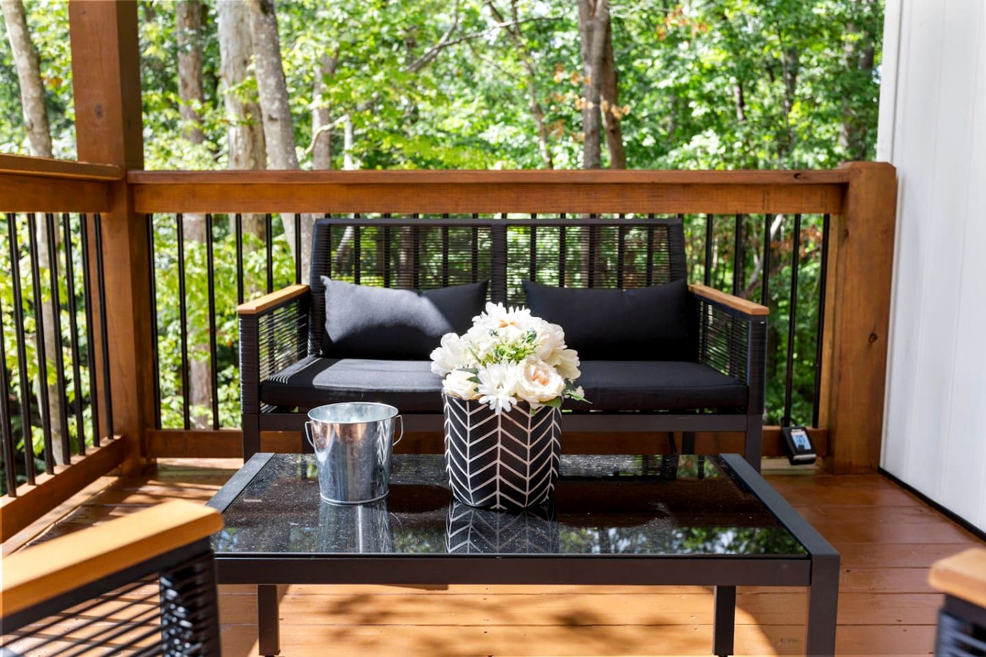 Stylish Lakehouse with Black-and-White Modern Design near Lake Hartwell, Clemson SC