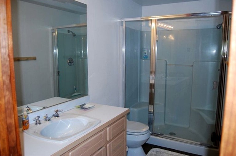 Cabins (Coeur d'Alene, Idaho, United States)