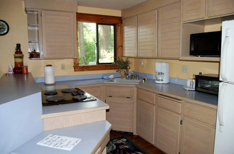 Cabins (Coeur d'Alene, Idaho, United States)