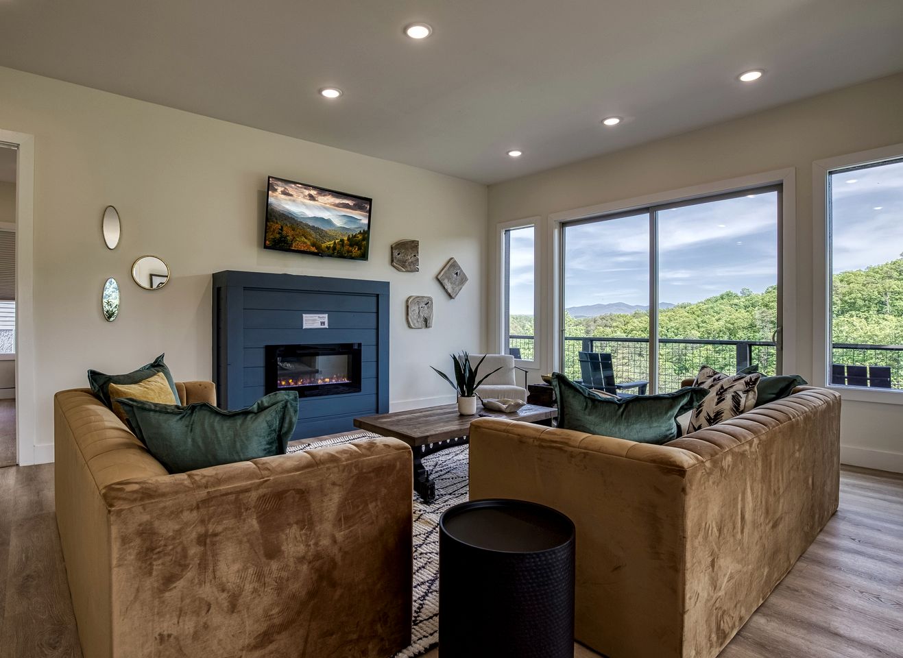 Spectacular Modern Cabin with Indoor Swimming Pool and Barbecue in Sevierville, Tennessee