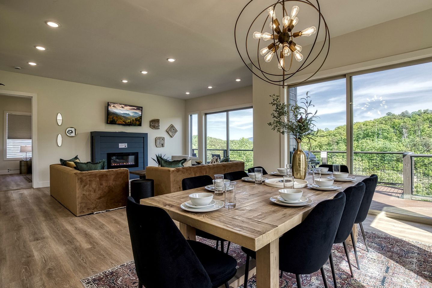 Spectacular Modern Cabin with Indoor Swimming Pool and Barbecue in Sevierville, Tennessee