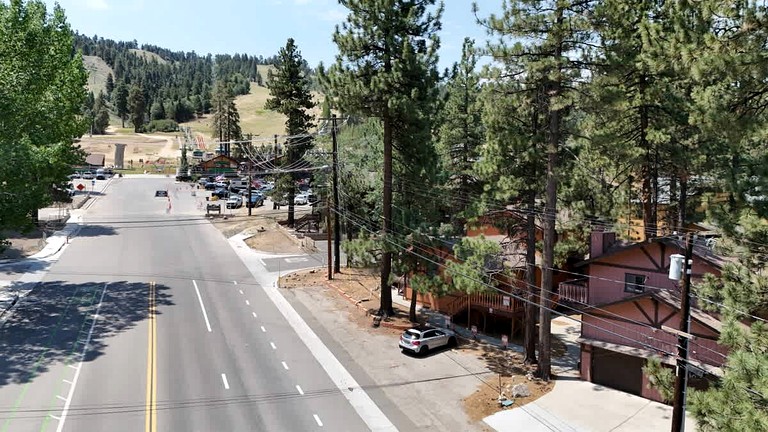 Cabins (United States of America, Big Bear Lake, California)