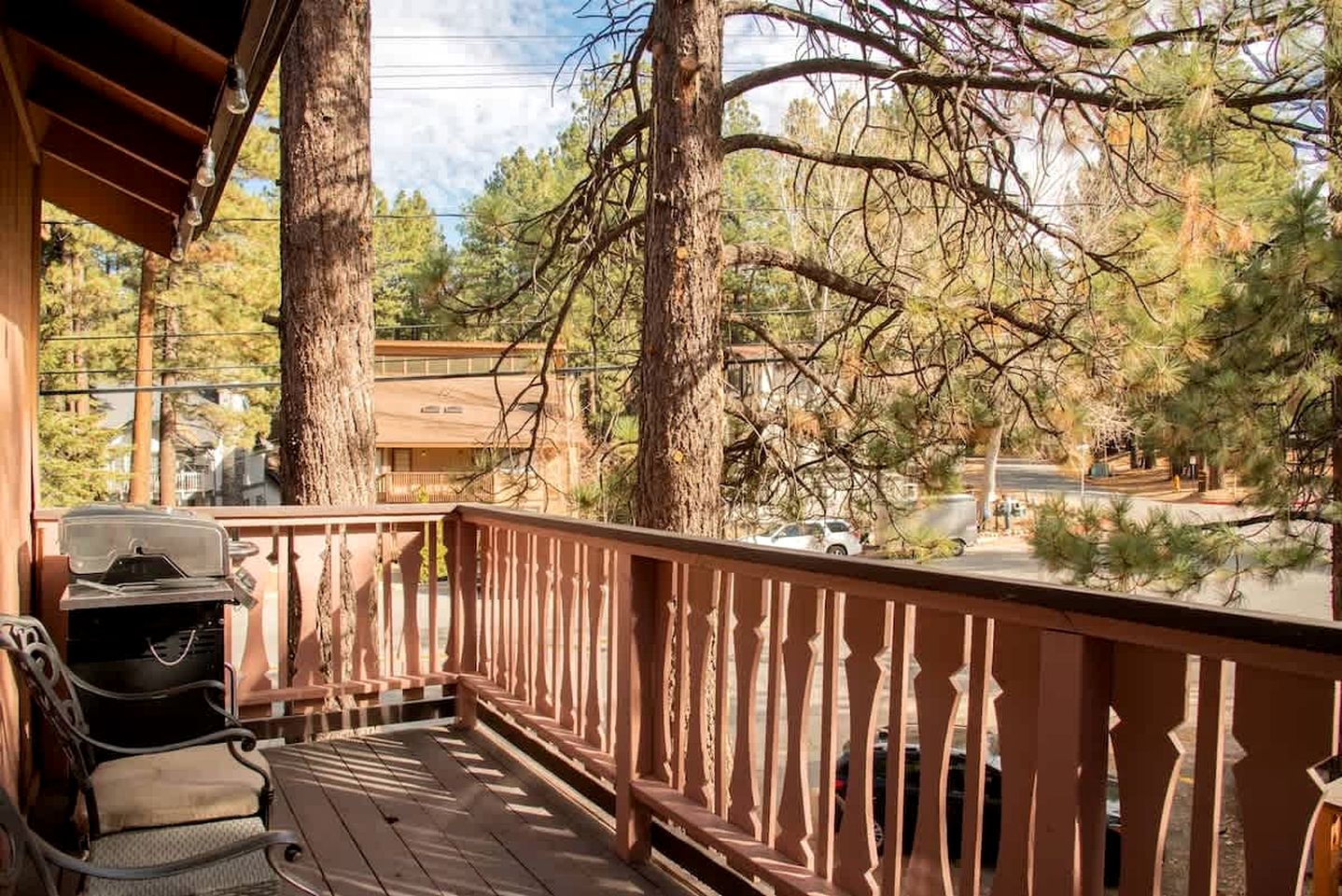 Panoramic Perfection: Cabin with Unmatched Slope Views in Big Bear Lake, California