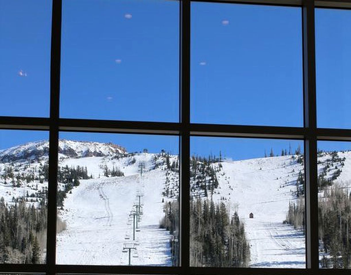 Stunning Ski Vacation Rental with Views of the Slopes in Brian Head, Utah