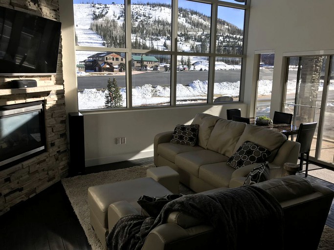 Nature Lodges (Brian Head, Utah, United States)