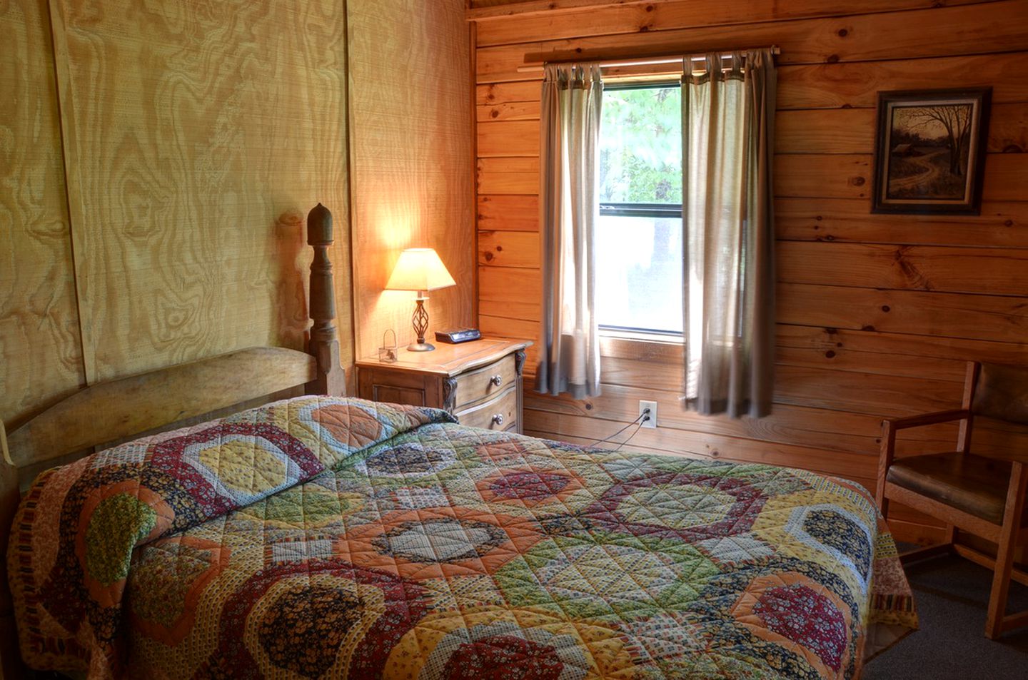 Lovely Rustic Cabin Secluded in the Woods near Maggie Valley, North Carolina
