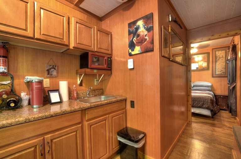 Tiny Houses (Cherokee, North Carolina, United States)