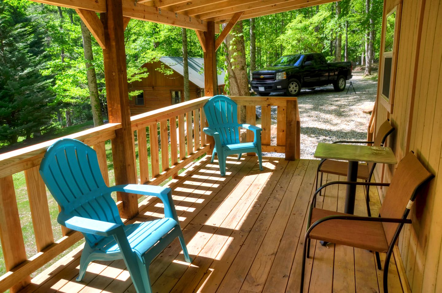 Tiny House for Two with Outdoor Tub near Great Smoky Mountains in Cherokee, North Carolina