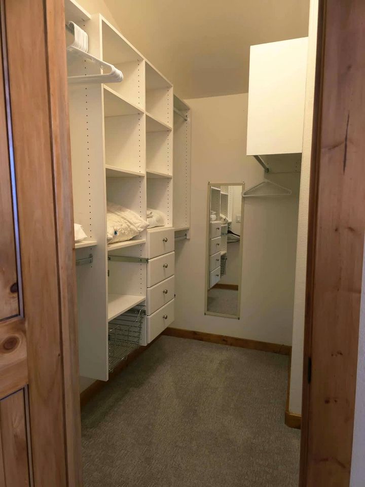 Charming Home with Golf Course Views & Relaxing Vibes in McCall, Idaho