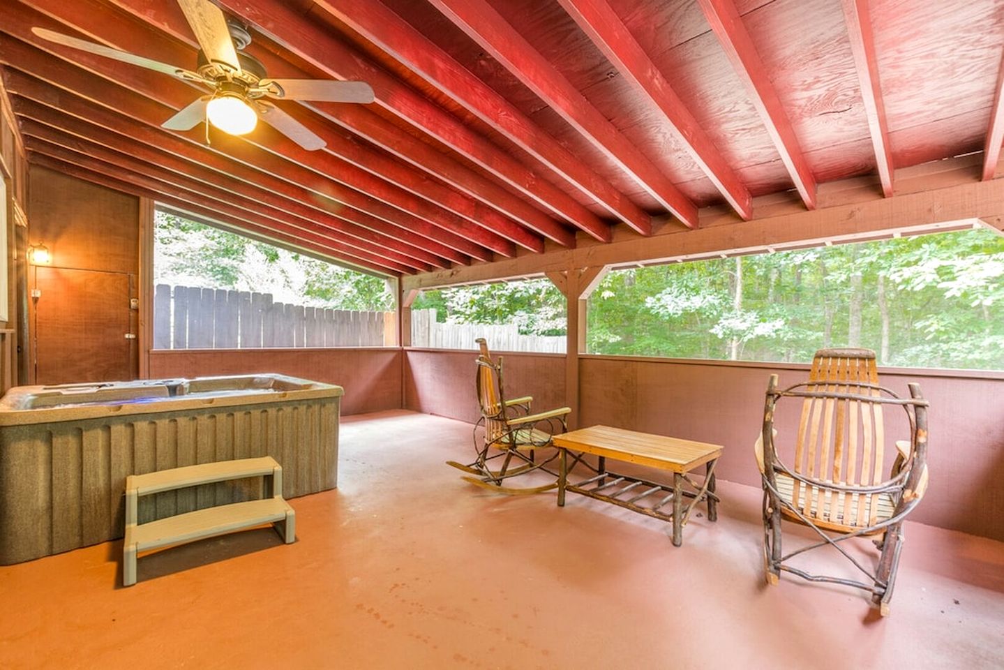 Paradise Cabin with Foosball Table and BBQ in Cleveland, Georgia