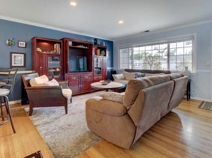 Beach Cottage In Oceanside California