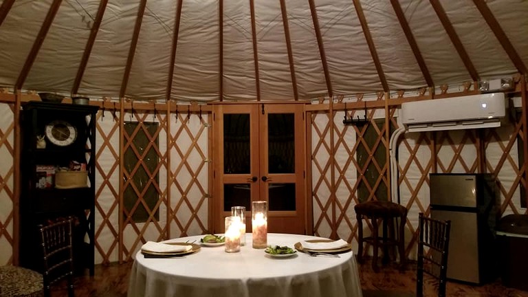 Yurts (Southlake, Texas, United States)