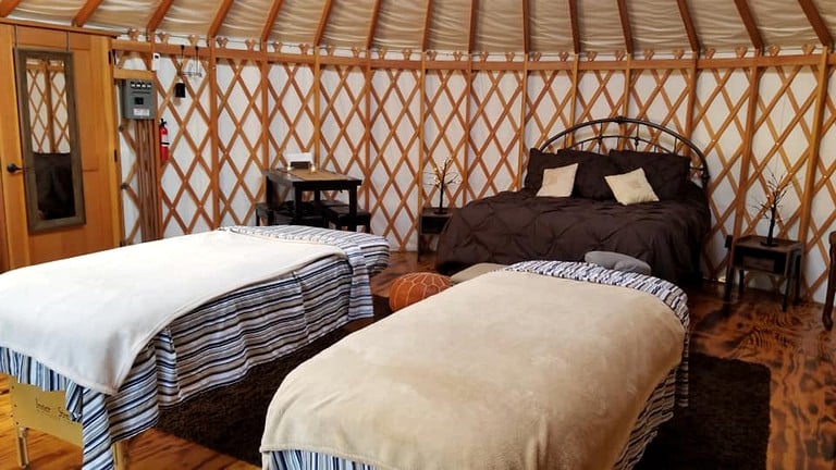 Yurts (Southlake, Texas, United States)