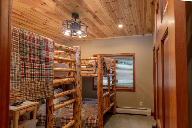 Vacation Rentals (United States of America, Paradise, Michigan)