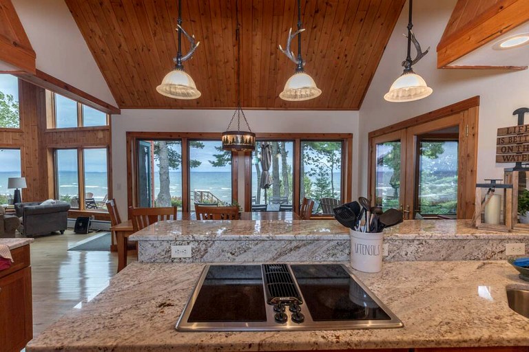 Vacation Rentals (United States of America, Paradise, Michigan)