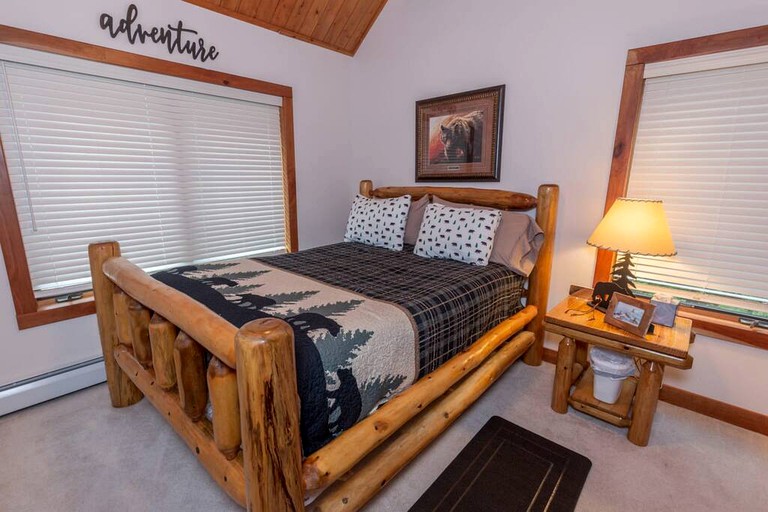 Vacation Rentals (United States of America, Paradise, Michigan)