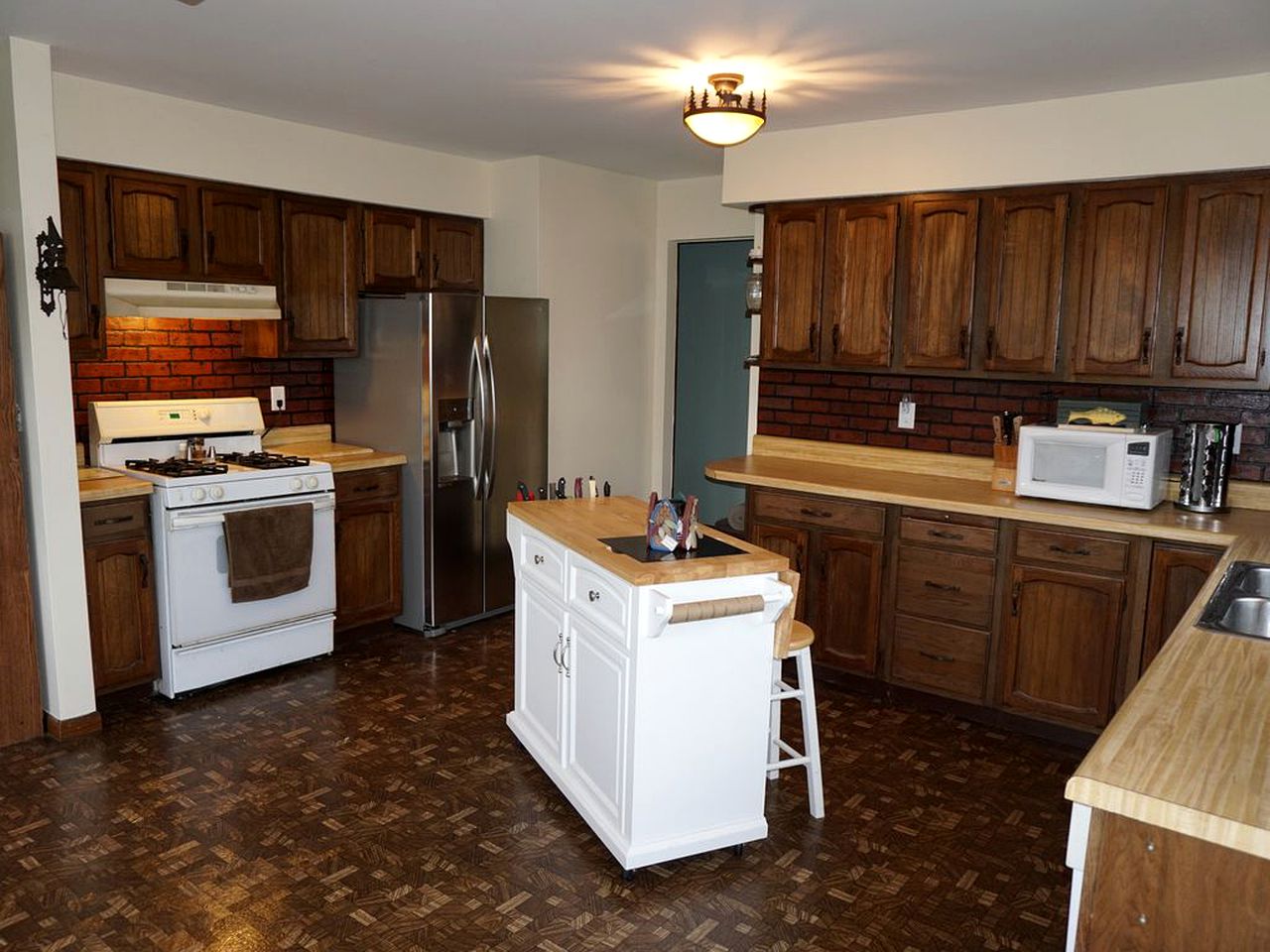 Spacious Family Cabin on Stunning Wixom Lake near Midland, Michigan