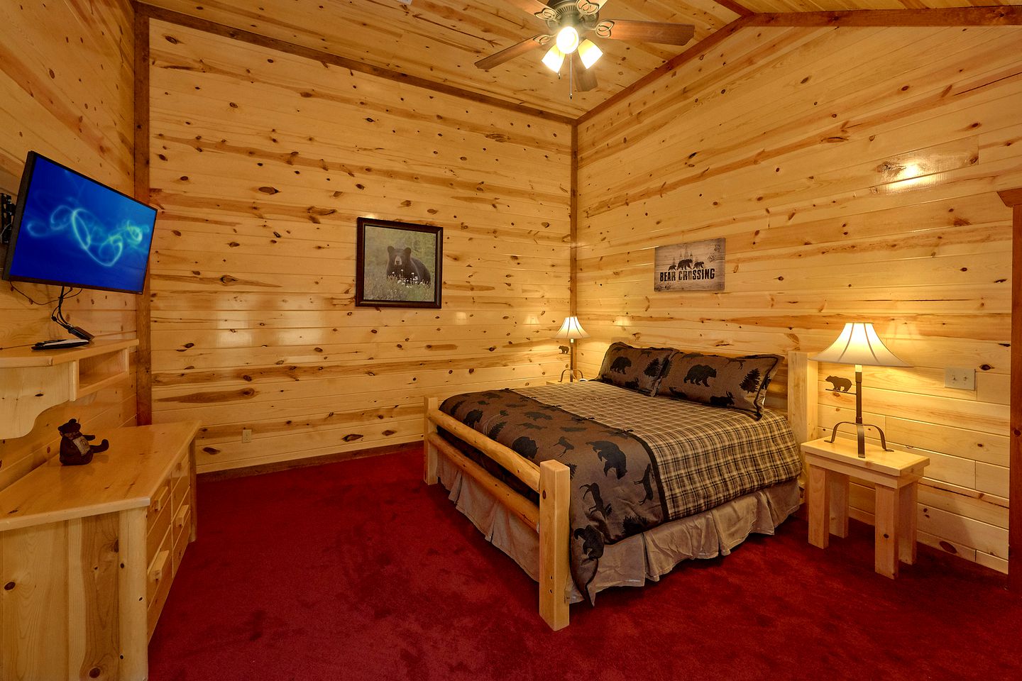 Luxurious and Spacious Cabin Rental with an Indoor Pool near the Great Smokies, TN