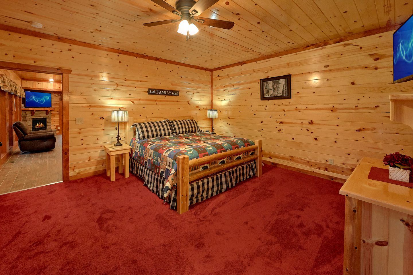 Luxurious and Spacious Cabin Rental with an Indoor Pool near the Great Smokies, TN