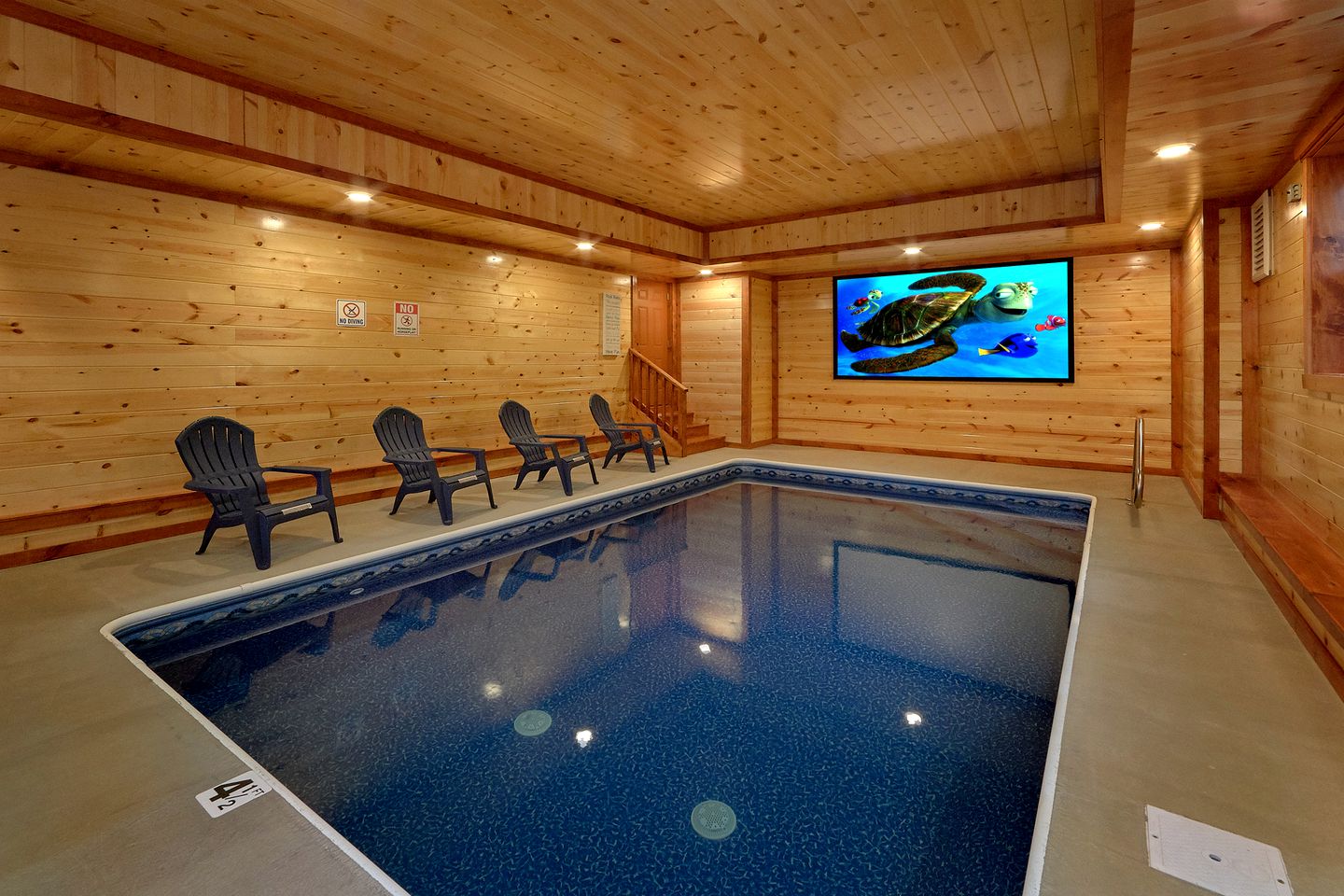 Luxurious and Spacious Cabin Rental with an Indoor Pool near the Great Smokies, TN