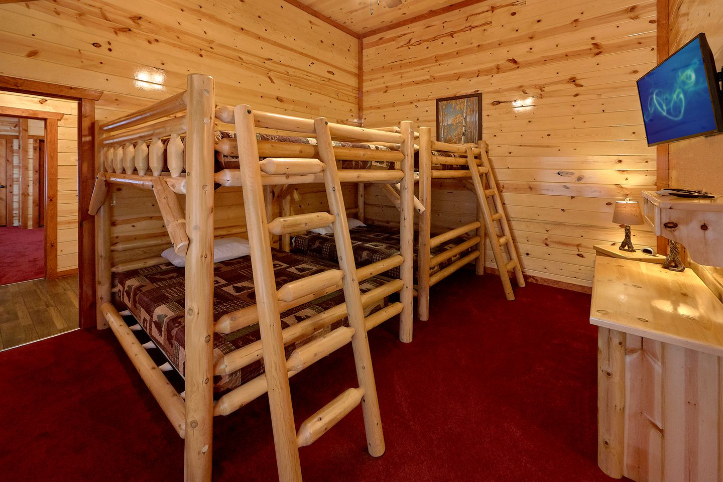 Luxurious and Spacious Cabin Rental with an Indoor Pool near the Great Smokies, TN