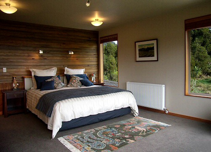 Nature Lodges (Ross, South Island, New Zealand)