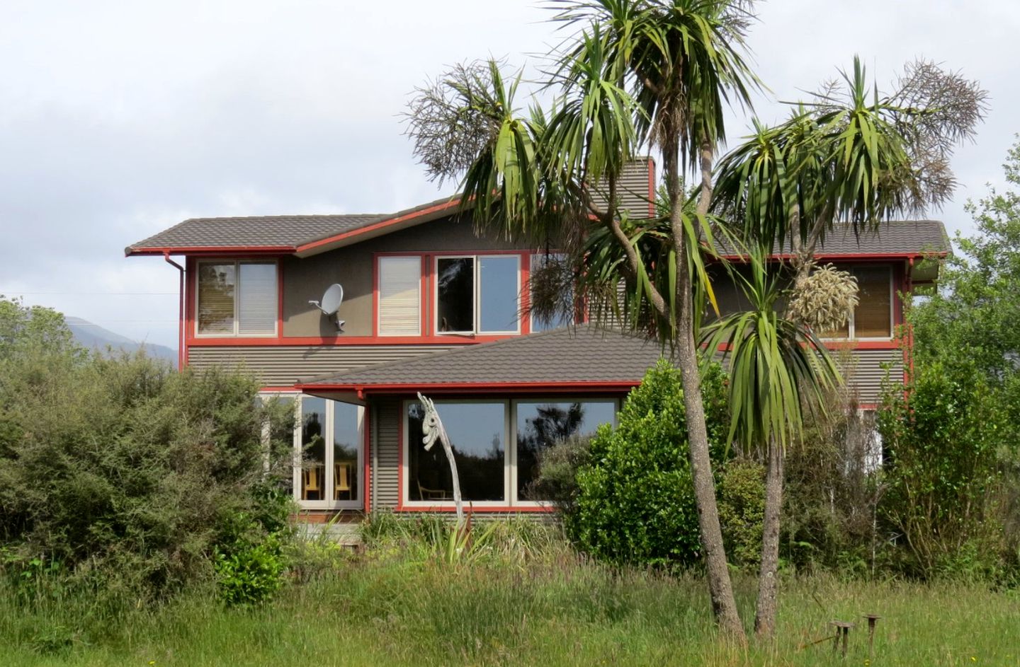 Private Suite with Views of the Tasman Sea near Hokitika, New Zealand