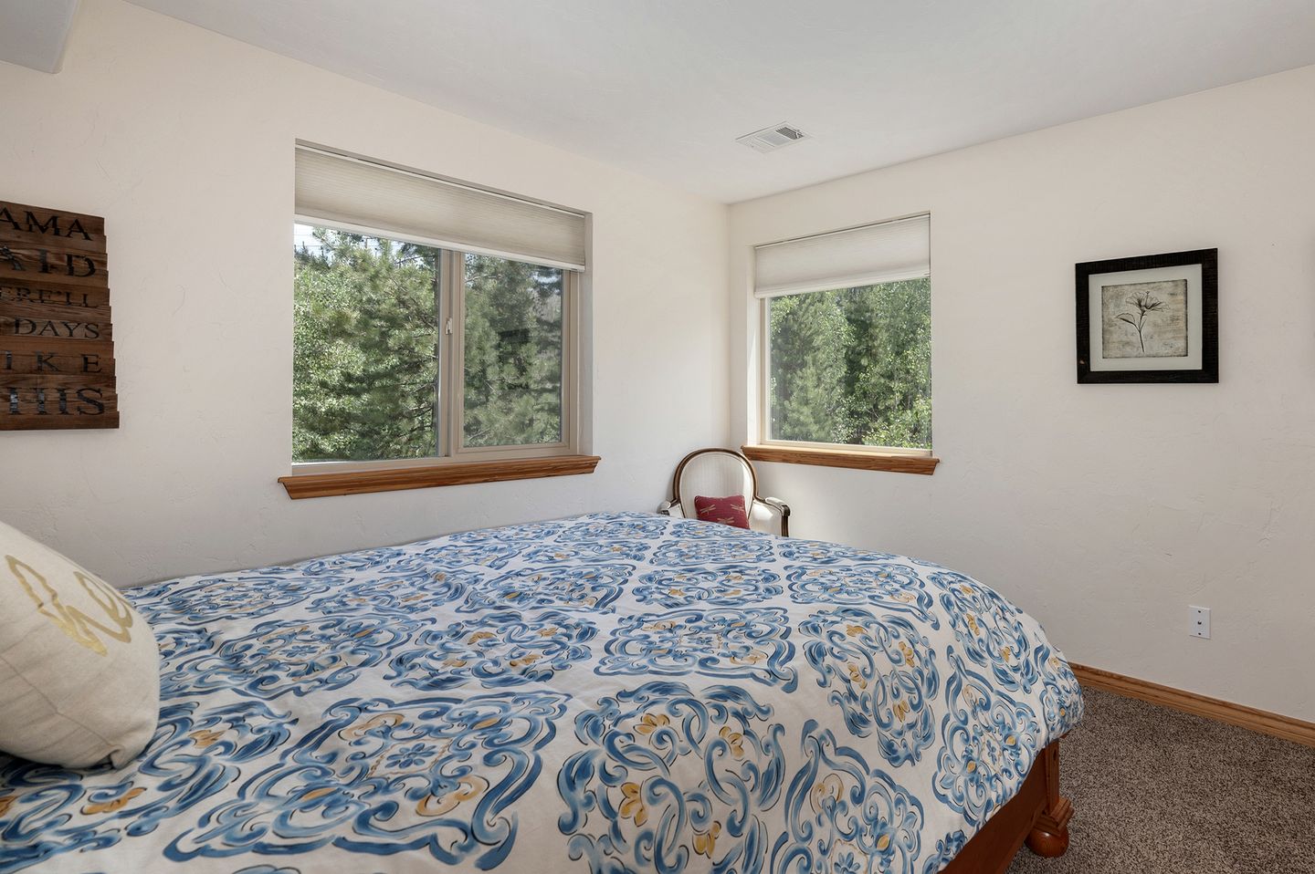 Gorgeous Rustic Wooden Cabin with Hot-tub in Grand Lake, Colorado