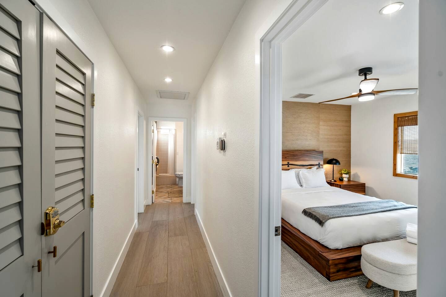 Luxury Joshua Tree Retreat with Saltwater Pool, Spa & Sky Deck Stargazing – Twentynine Palms, California