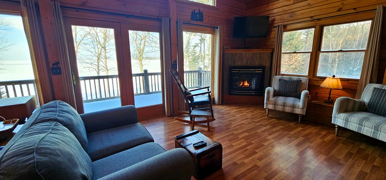 Cabins (United States of America, Rockwood, Maine)