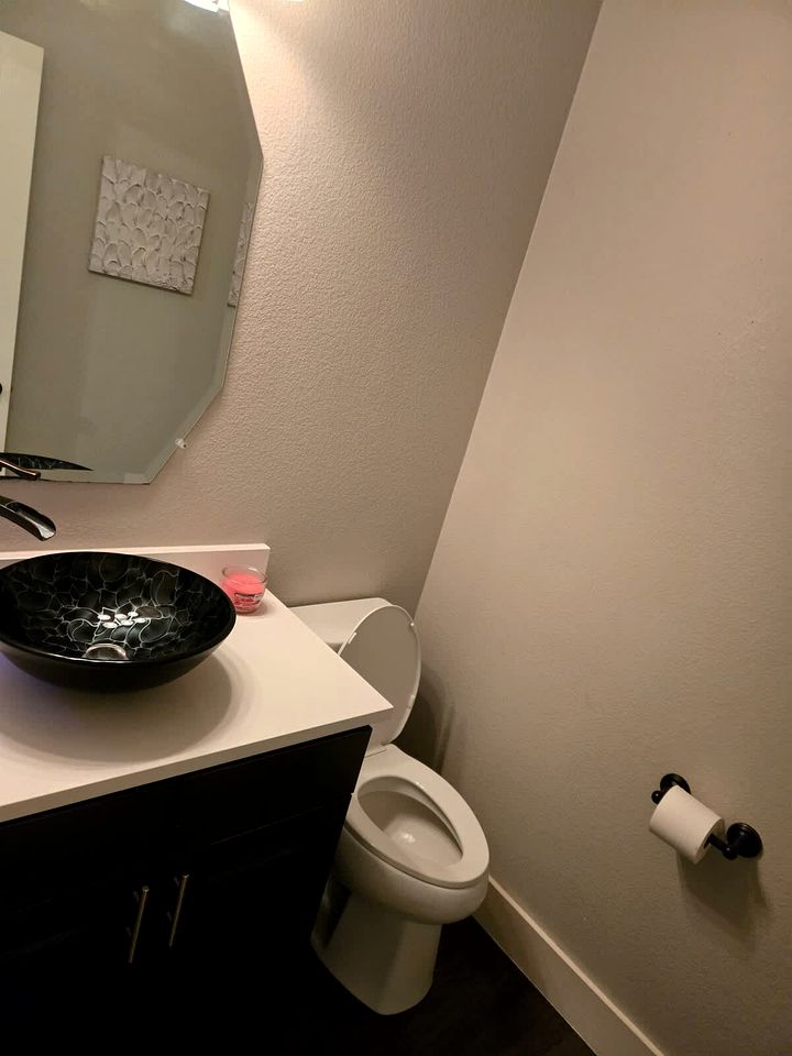 Spacious Lakefront Retreat House with 1100sqft Sports Bar Patio & Hot Tub Near Little Elm Beach, Little Elm, Texas