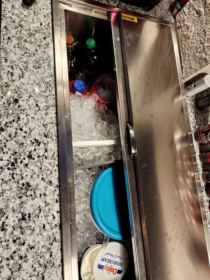 Spacious Lakefront Retreat House with 1100sqft Sports Bar Patio & Hot Tub Near Little Elm Beach, Little Elm, Texas