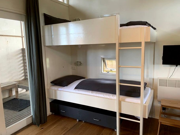 Beach Houses (Australia, Culburra Beach, New South Wales)