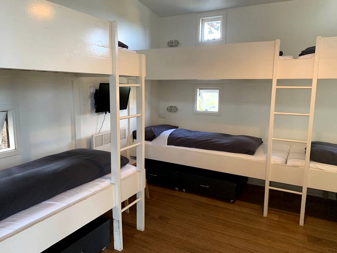 Beach Houses (Australia, Culburra Beach, New South Wales)