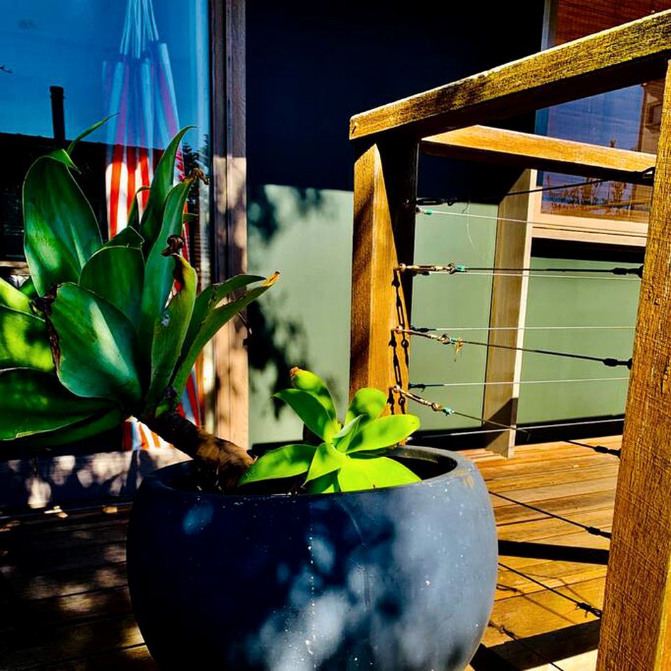 Stunning Beach House with Barbecue and Beach Access in Culburra Beach, New South Wales