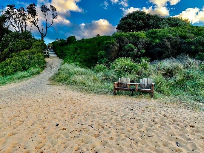 Beach Houses (Australia, Culburra Beach, New South Wales)